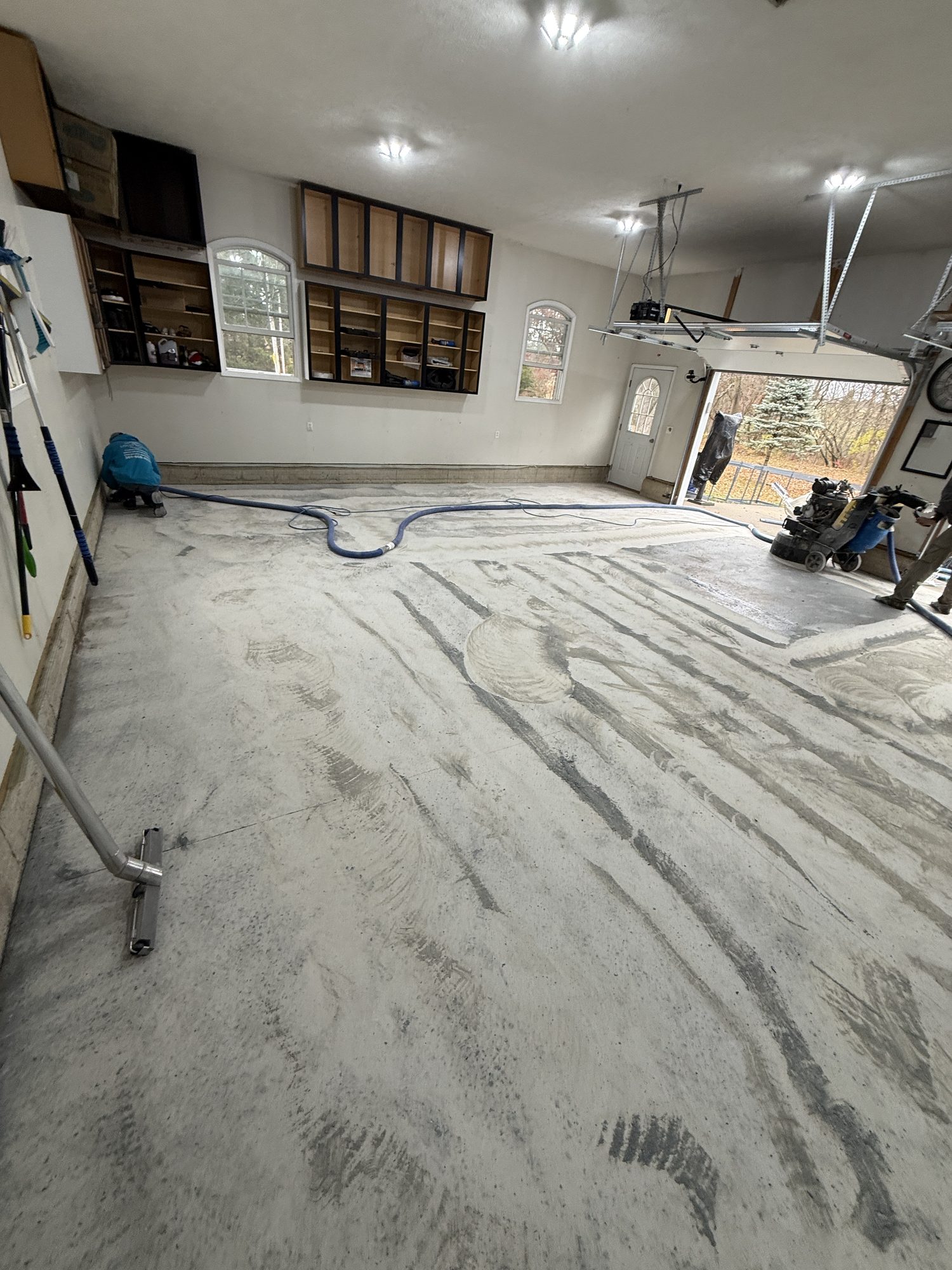 Elizabeth's Garage Floor Coating - Photo 7