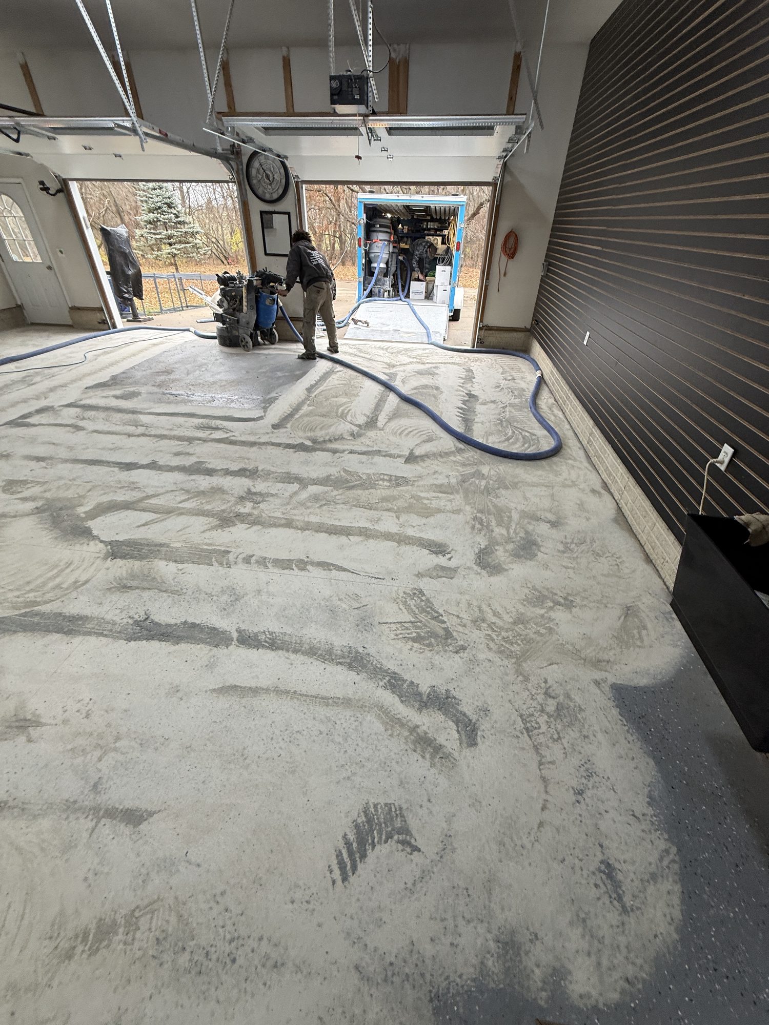 Elizabeth's Garage Floor Coating - Photo 8