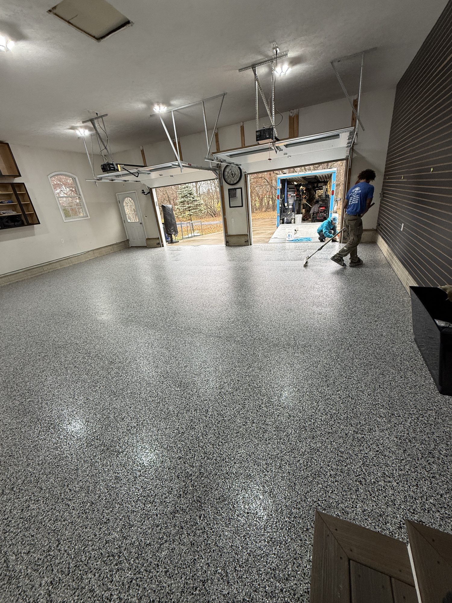 Elizabeth's Garage Floor Coating - Photo 10