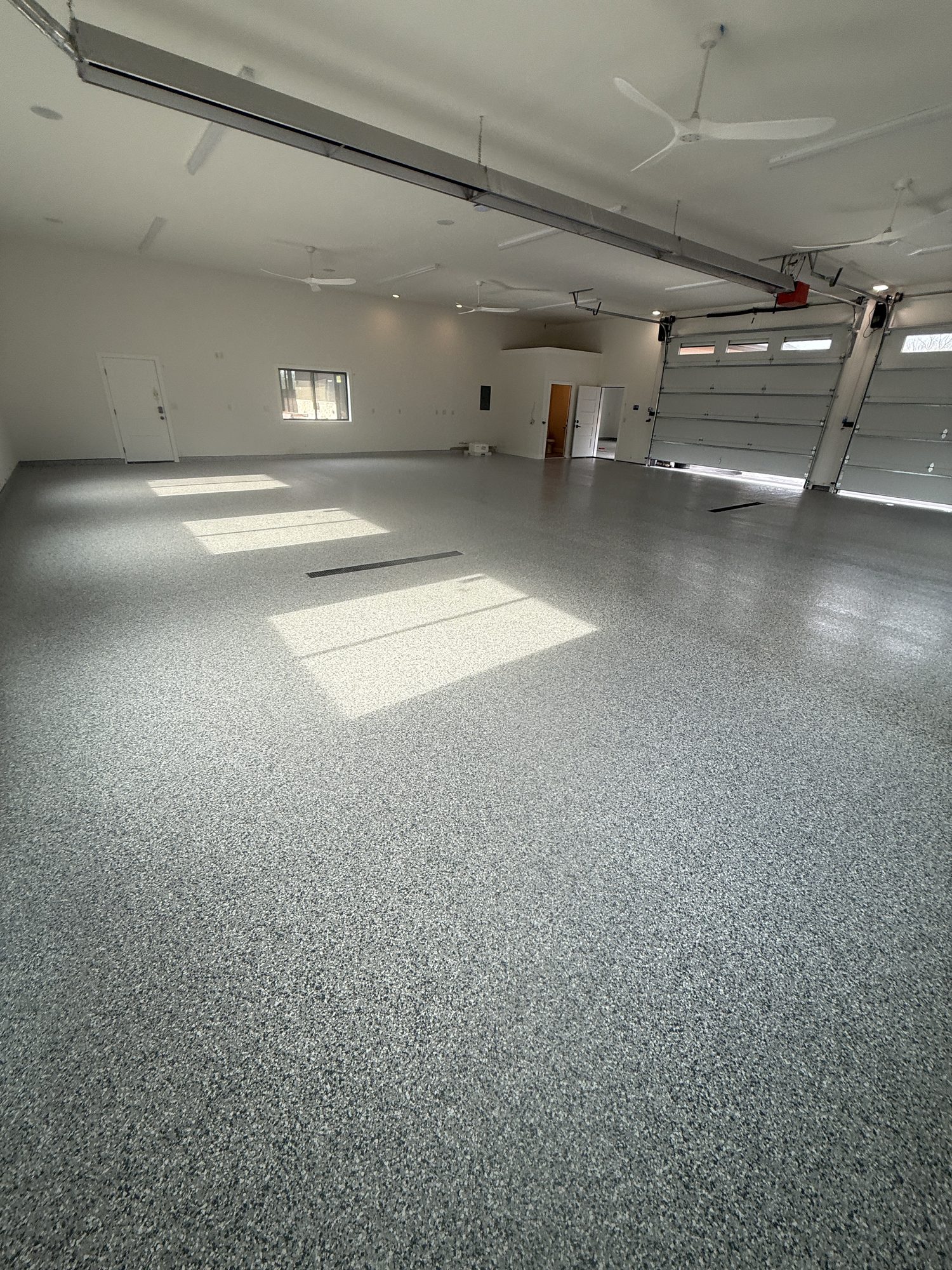 Mark's Shop Floor Coating - Photo 14