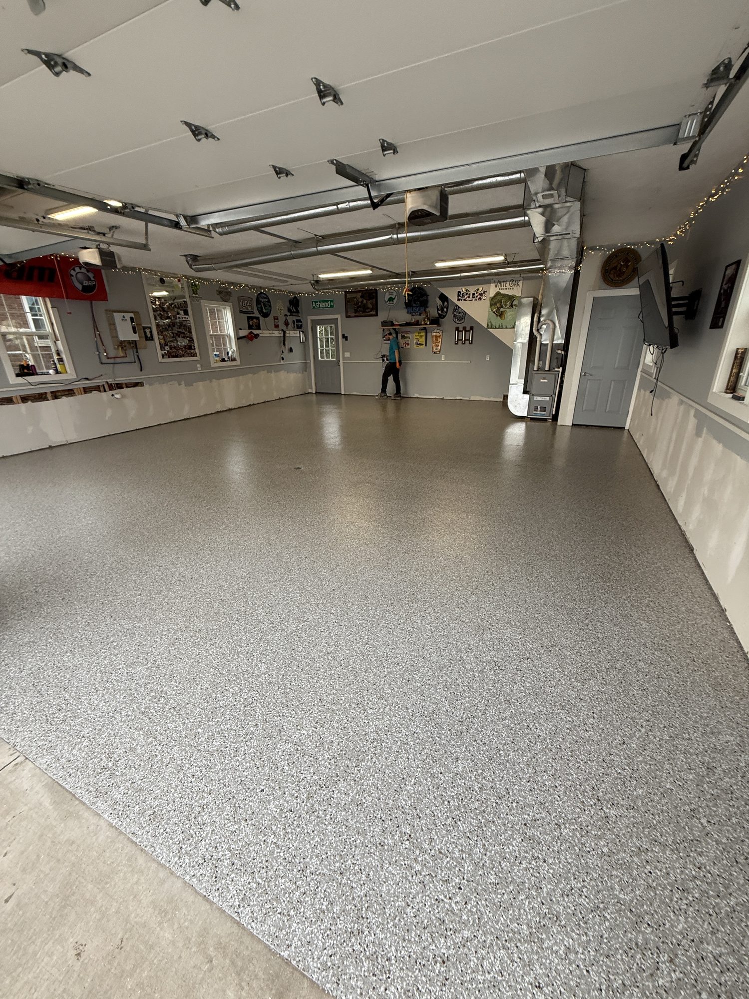 Tiffany's Creekbed Garage Floor Coating - Photo 6
