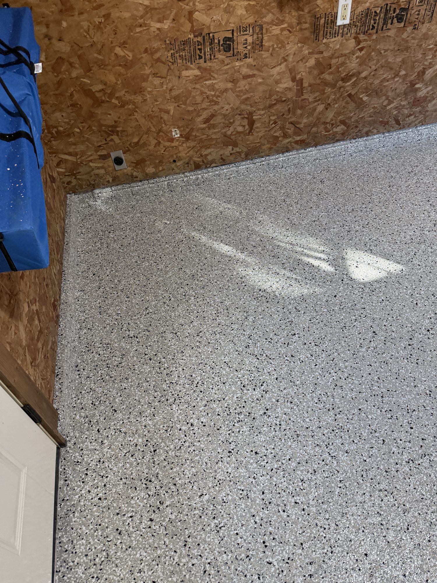 Bailey's Cabin Fever Garage Floor Coating - Photo 6