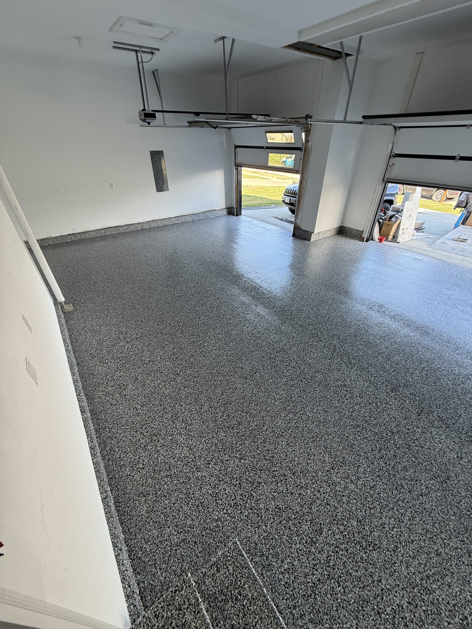 Varun's Garage Floor Coating - Photo 5