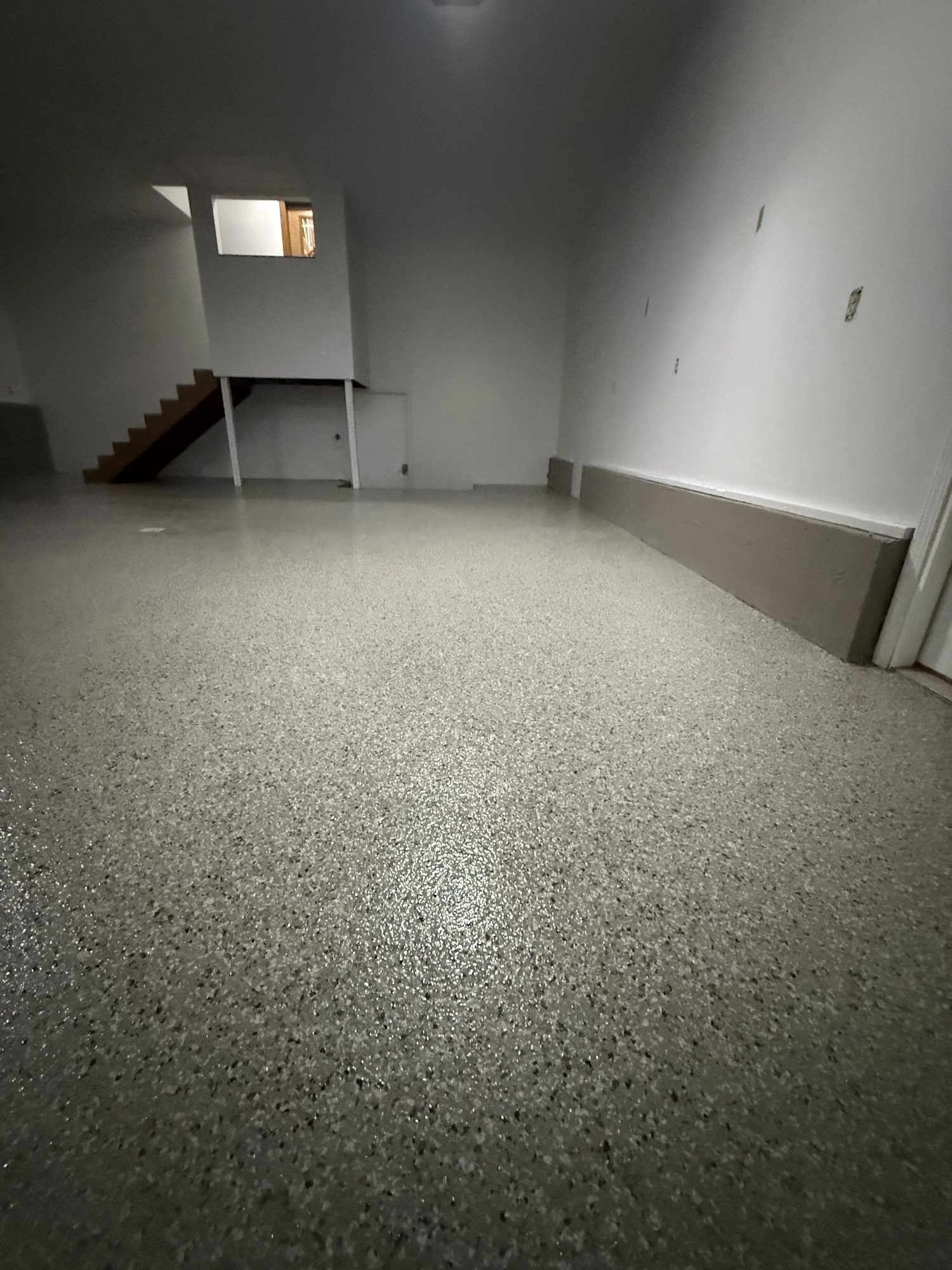 Lisa's Creekbed Garage Floor Coating - Photo 7