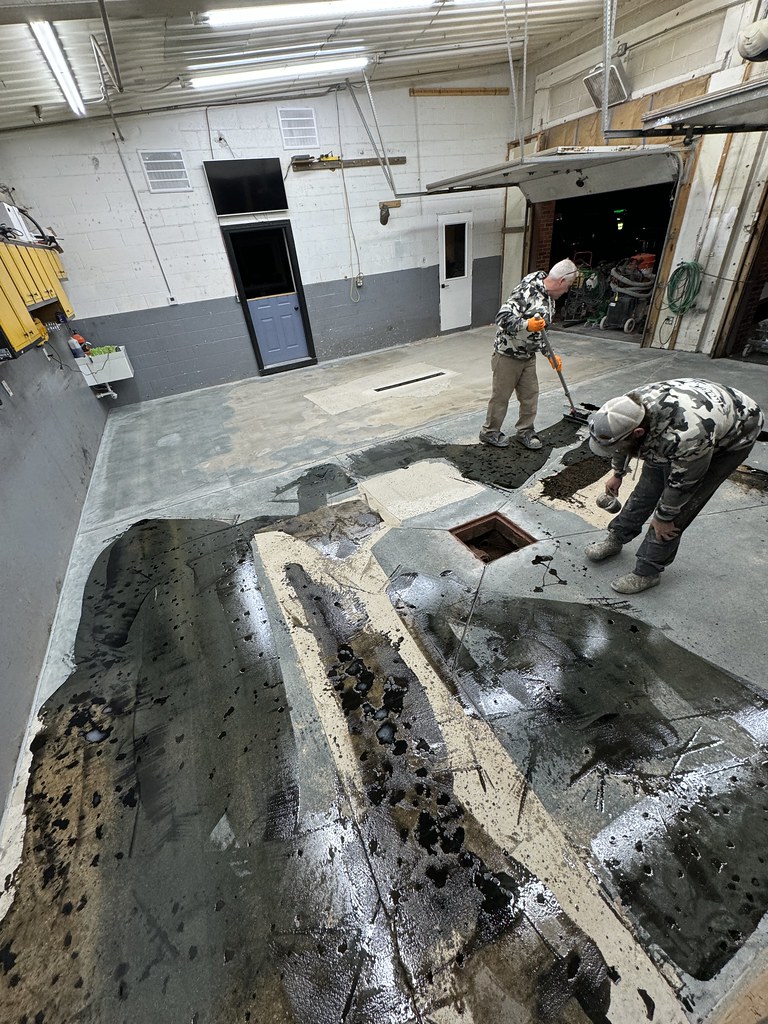 Silverton Bowe's Tinting - Photo 16