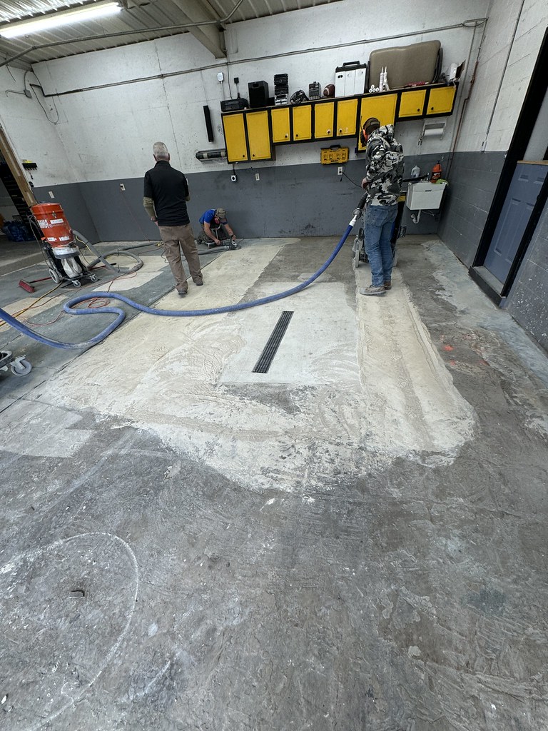 Silverton Bowe's Tinting - Photo 9