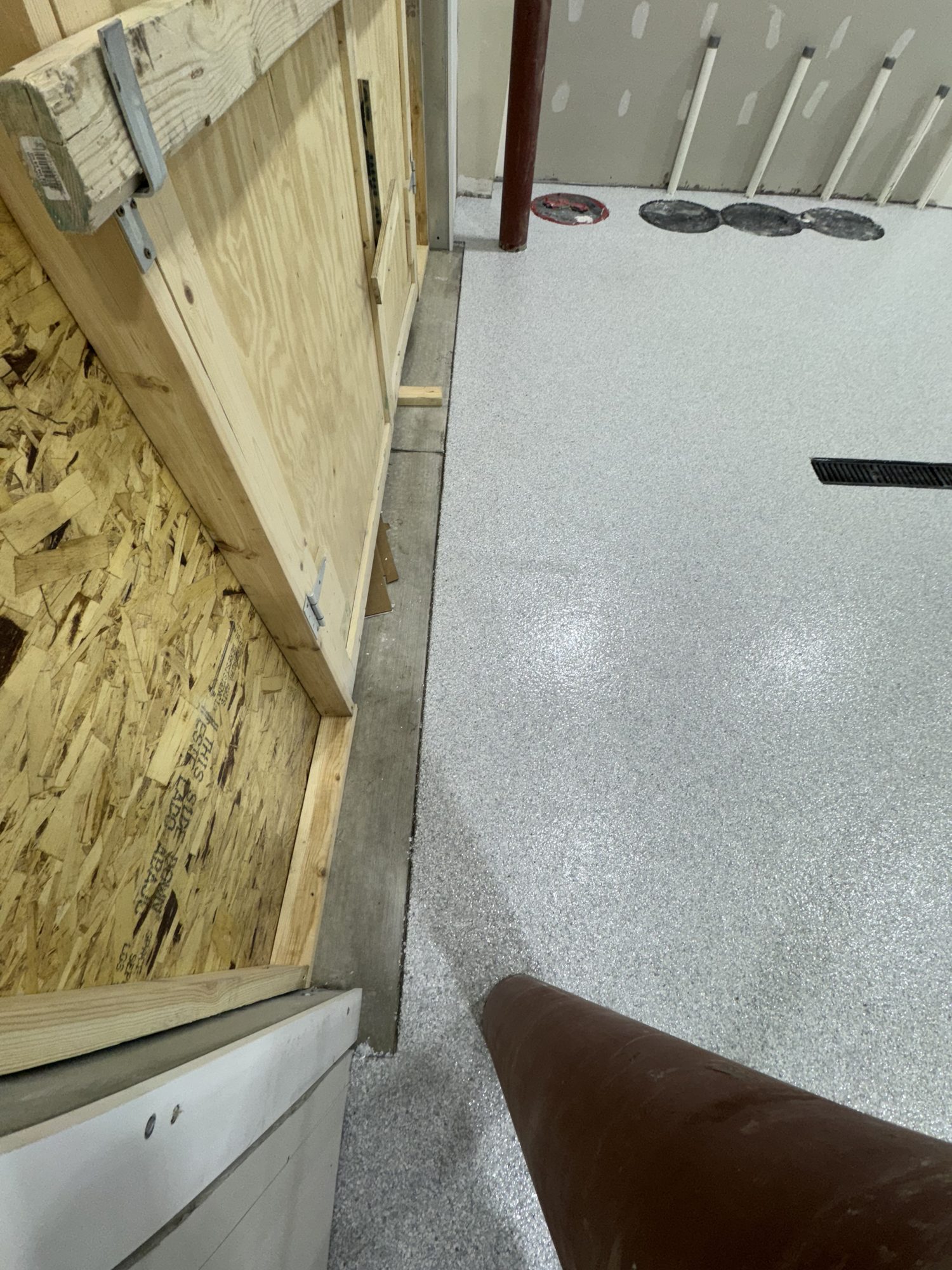 Sean's Flake Floor Coating - Photo 12