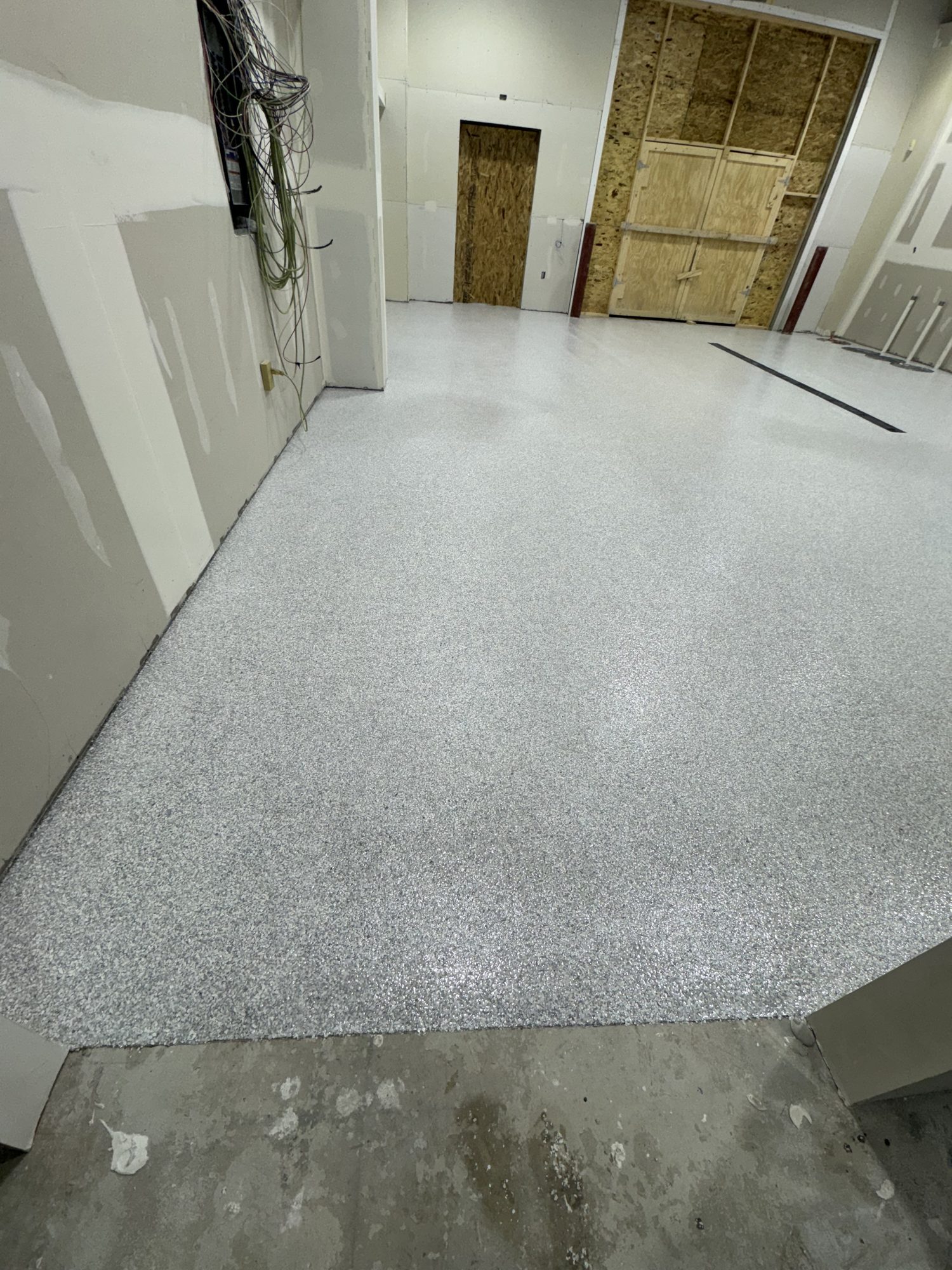 Sean's Flake Floor Coating - Photo 18