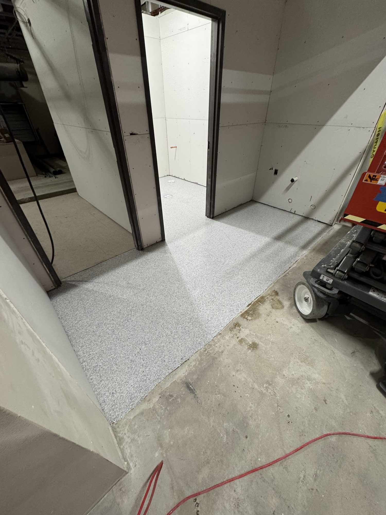 Sean's Flake Floor Coating - Photo 7