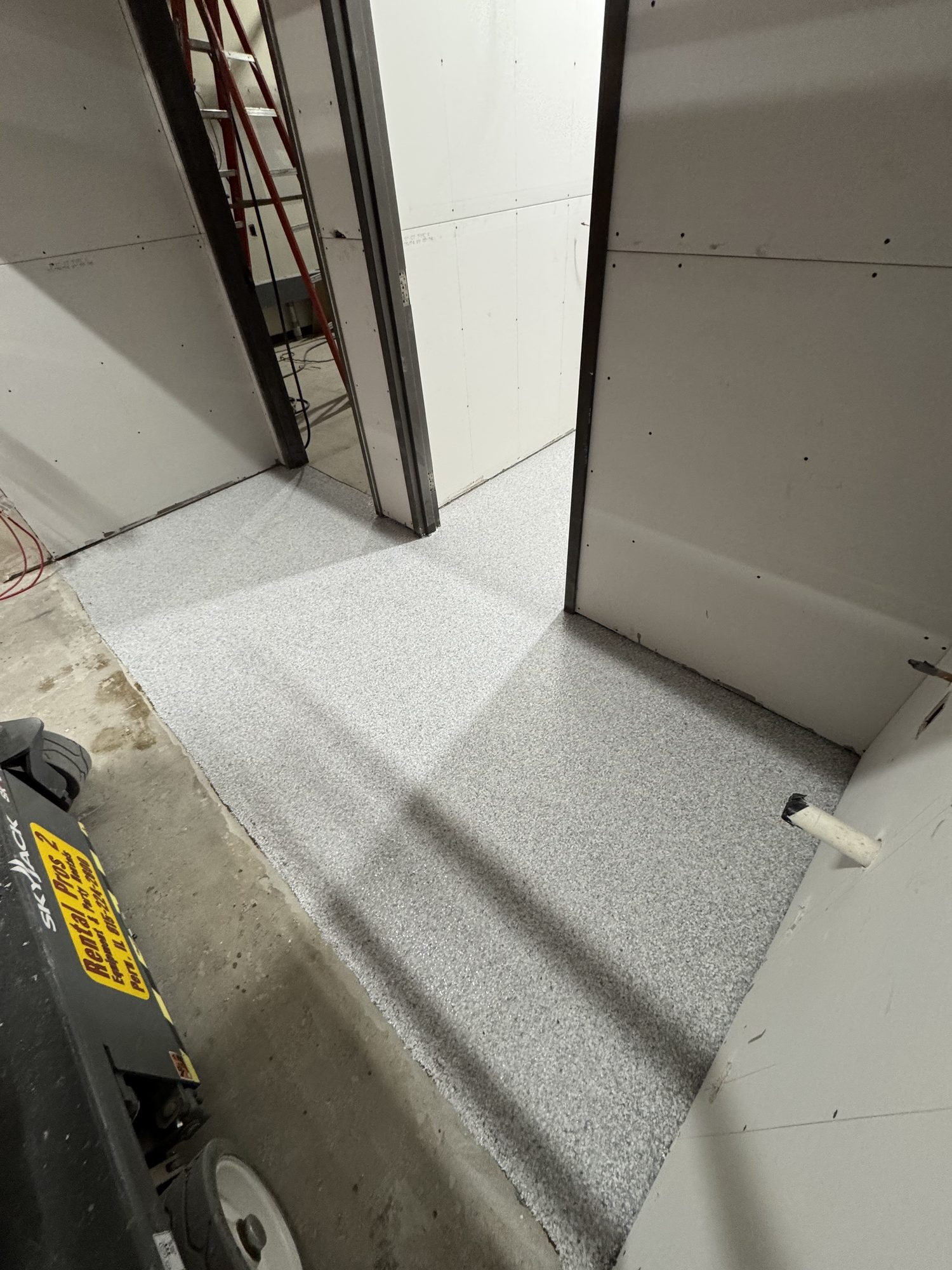 Sean's Flake Floor Coating - Photo 9