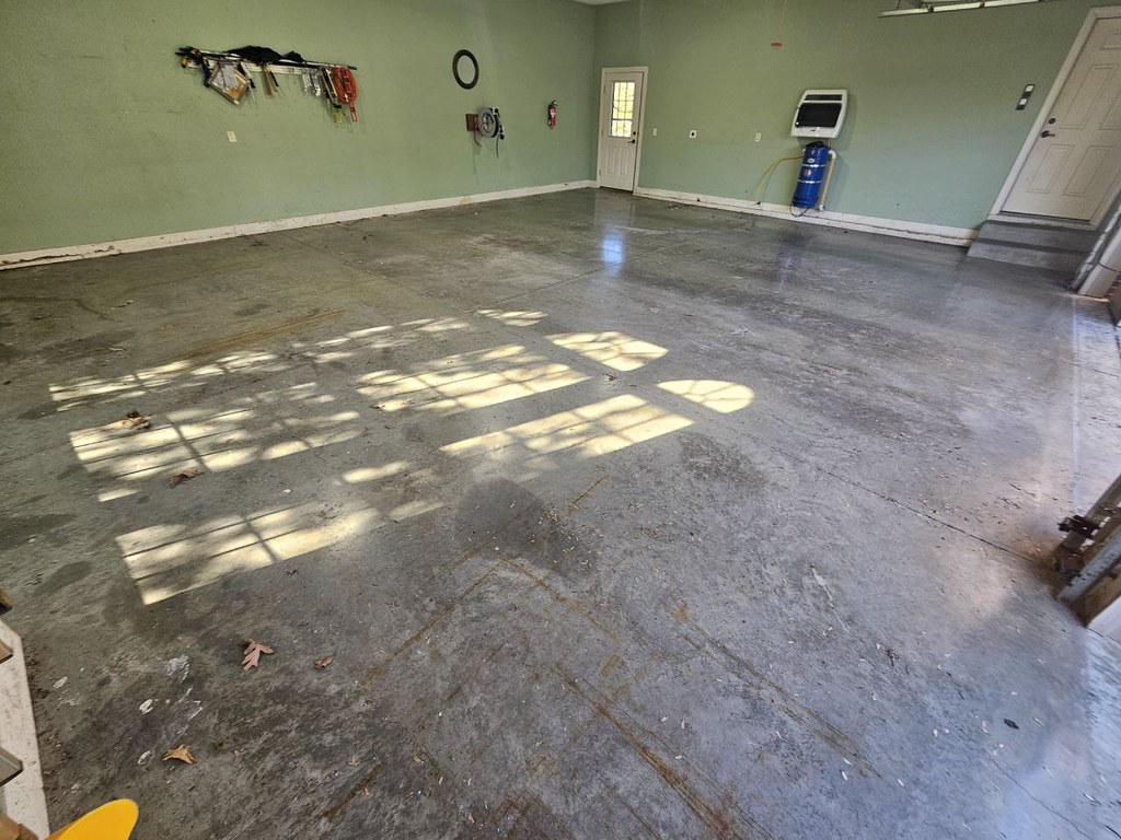 Wombat Garage Avtar - Photo 5