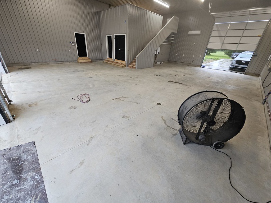 Silverton - Garage - David - Photo 16