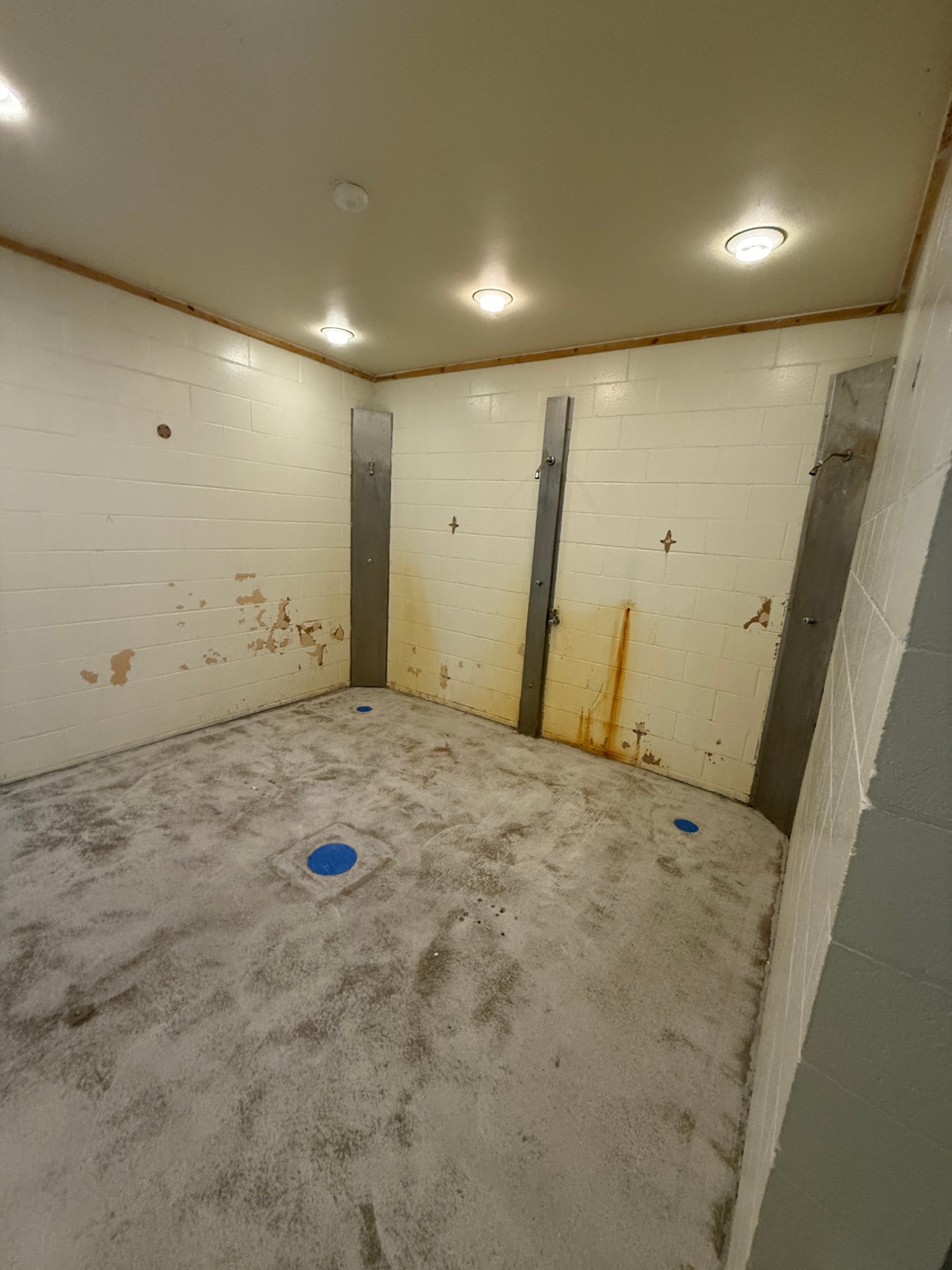 Comlara Park Beach House & Campground Shower Floor Coatings - Photo 7