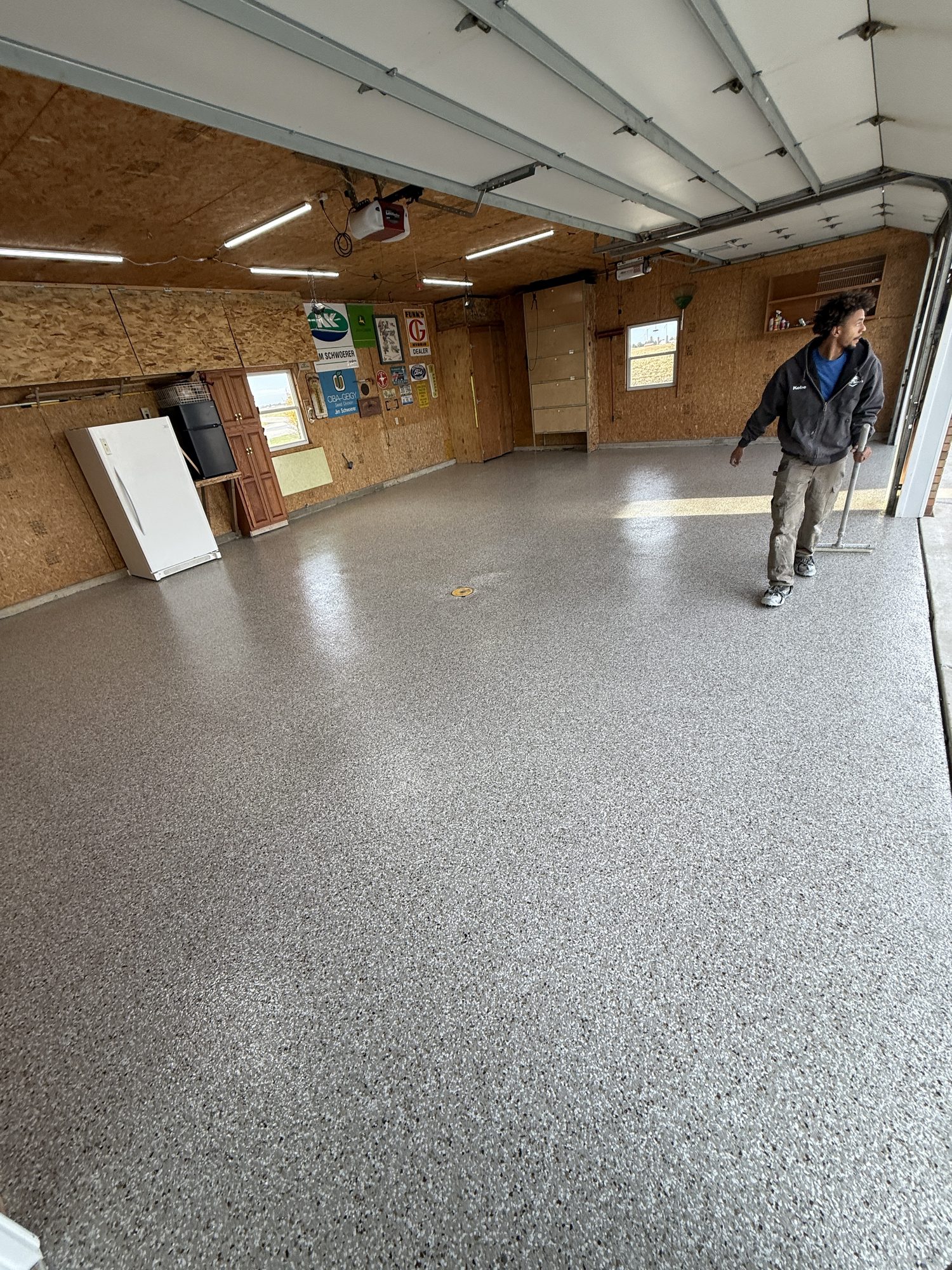 Creekbed 3-Car Garage Floor Coating - Photo 5