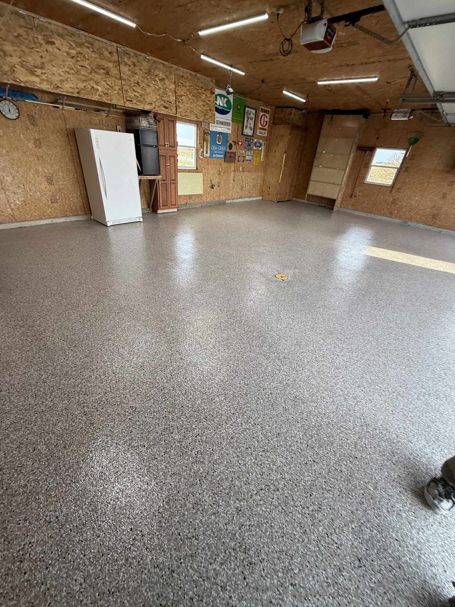 Creekbed 3-Car Garage Floor Coating - Photo 6