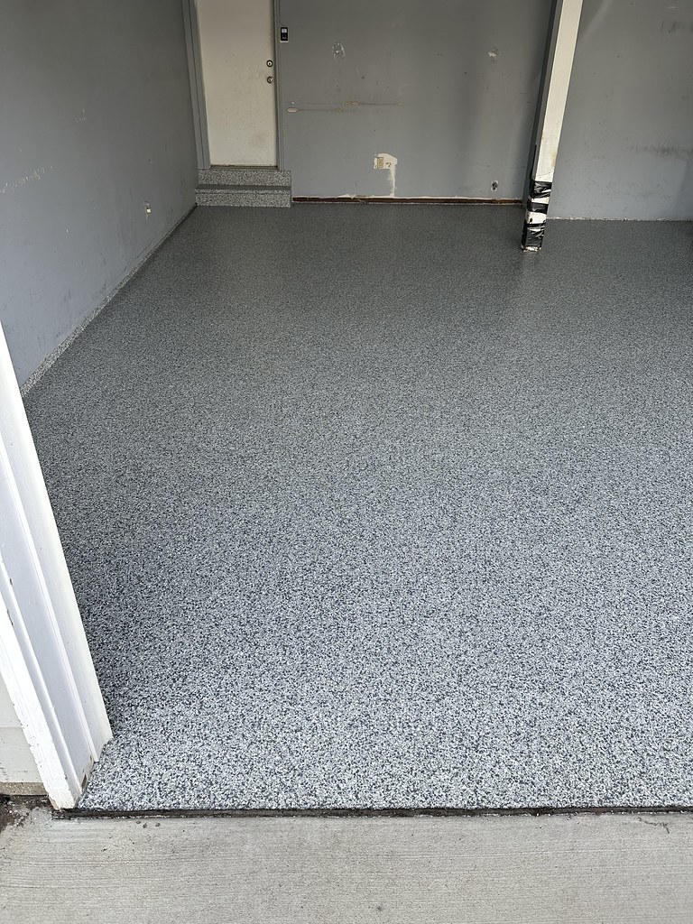 Gravel Tony I. - Photo 11