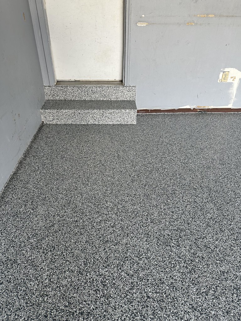 Gravel Tony I. - Photo 7