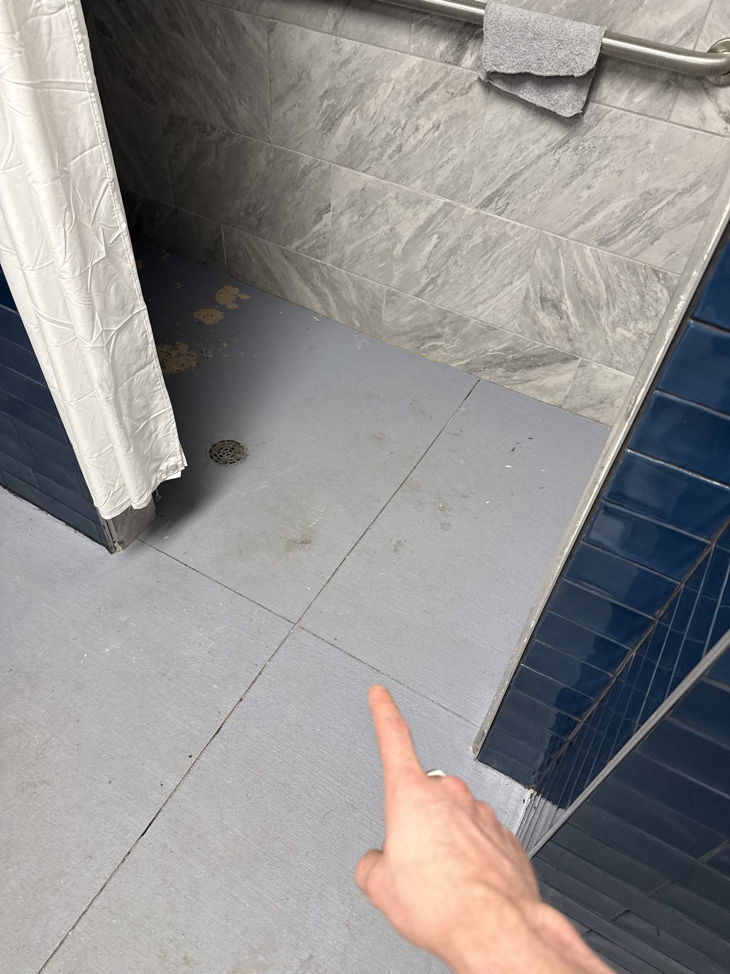 Klondike Marina Bathroom and Gravel Garage Floor Coatings - Photo 5