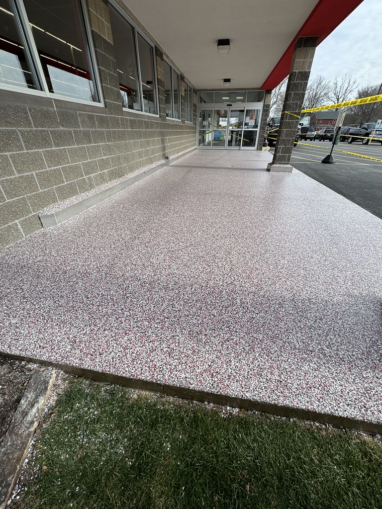 Custom Red SaveALOT - Photo 18