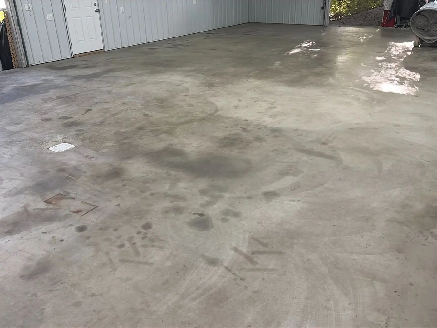 Before photo of the garage floor