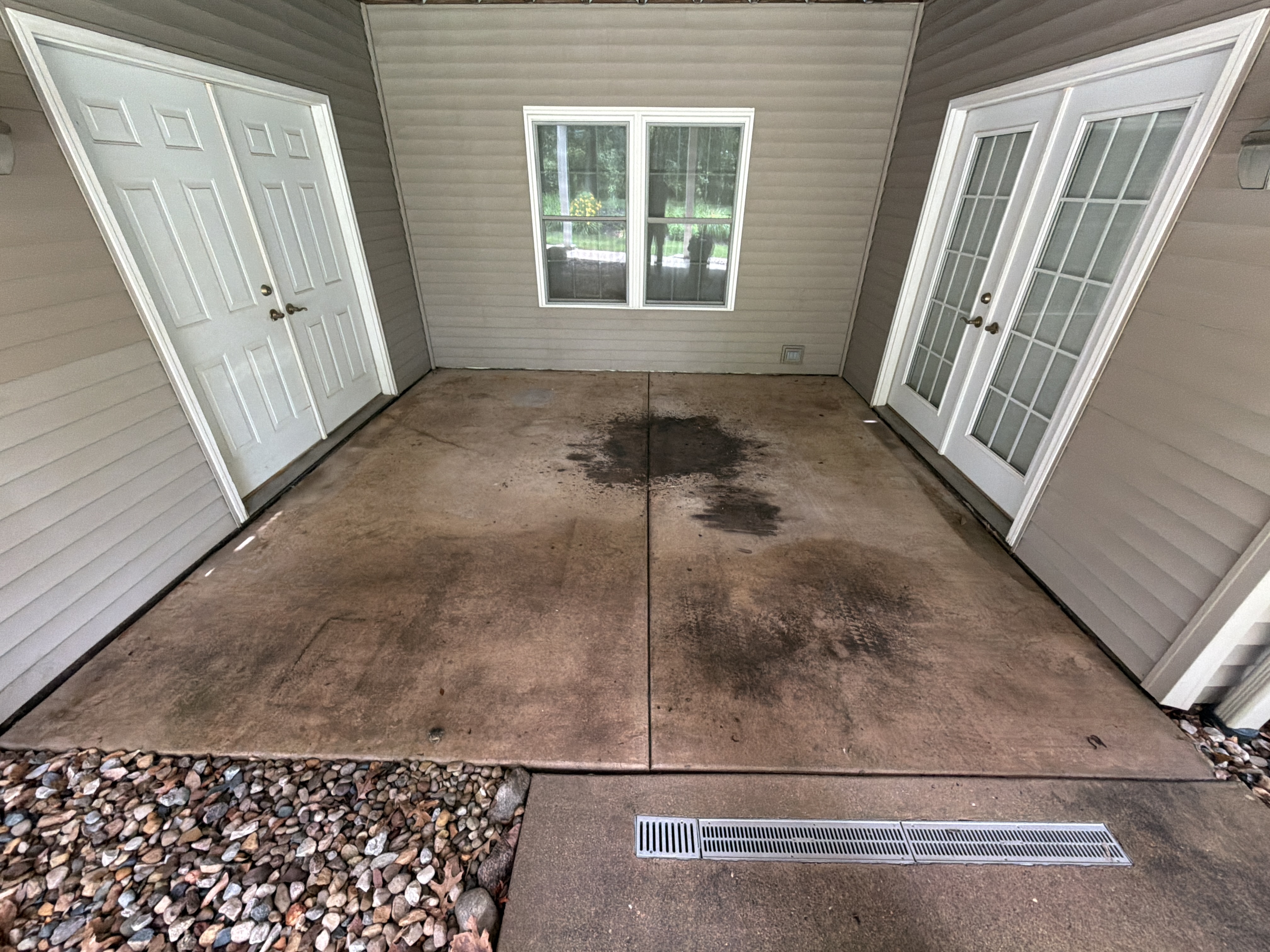 Madras Garage Floor Coating - Photo 6