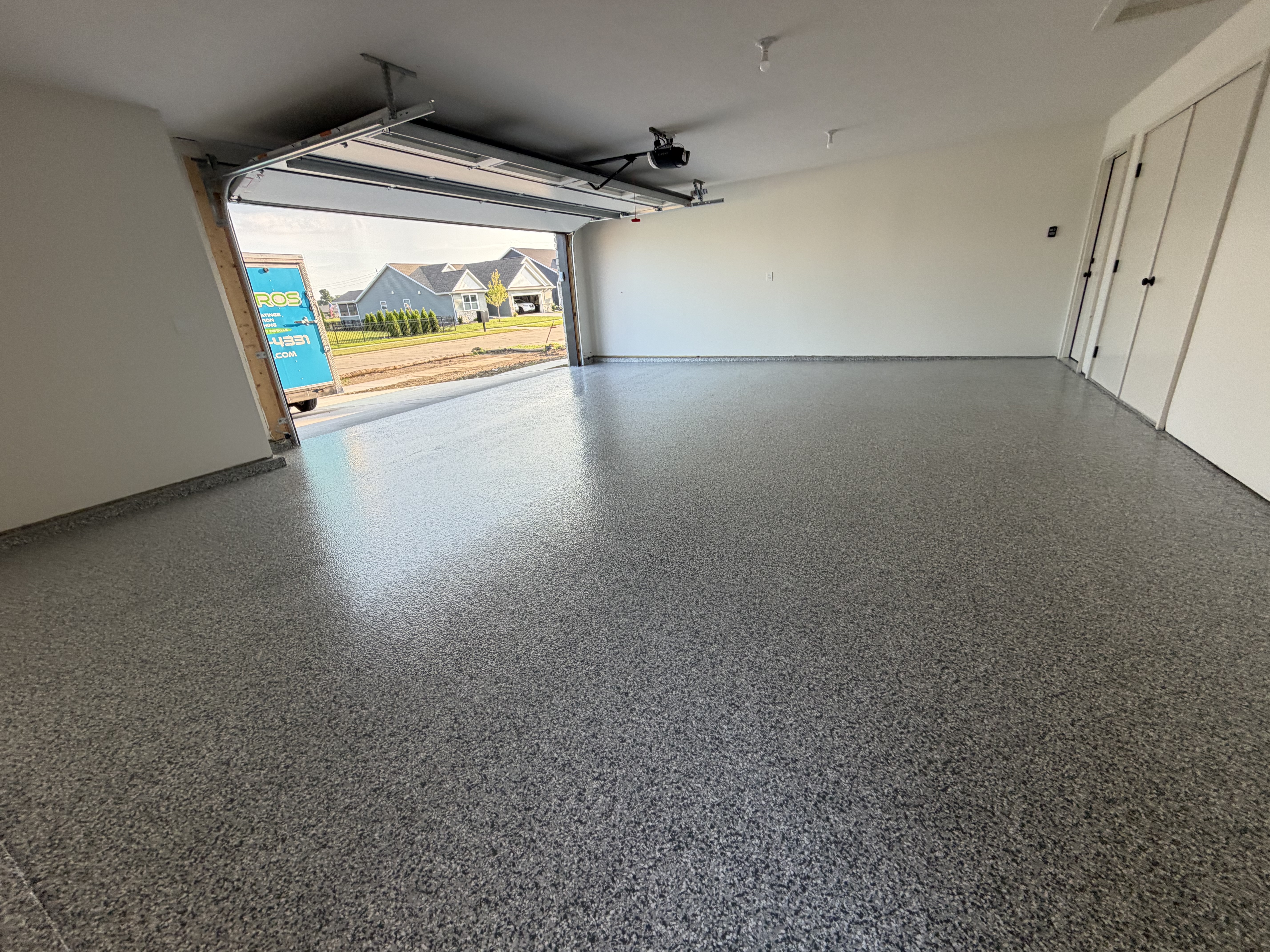 Gravel Garage Floor Coaating - Photo 7