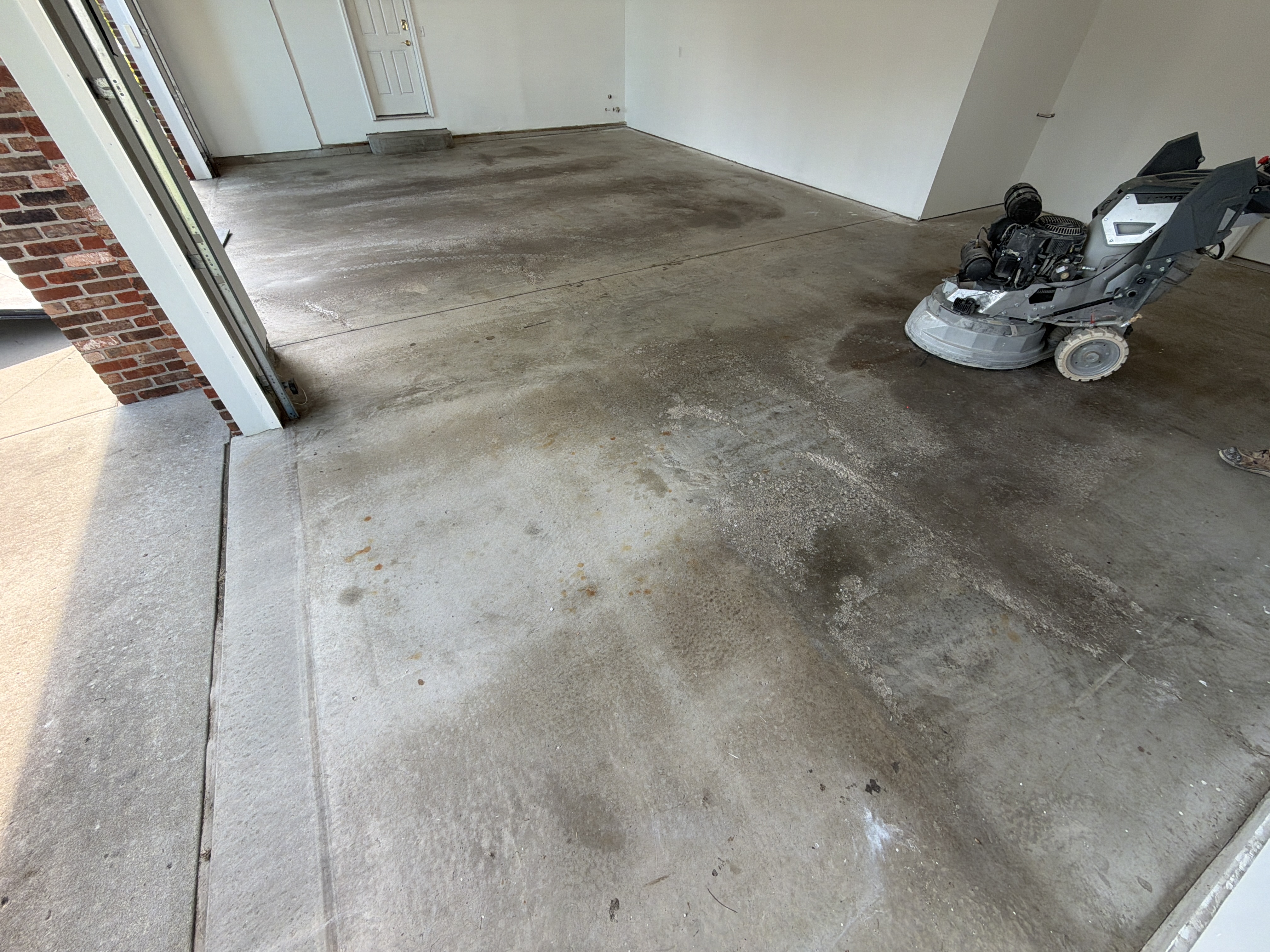Domino Garage Floor Coating - Photo 13