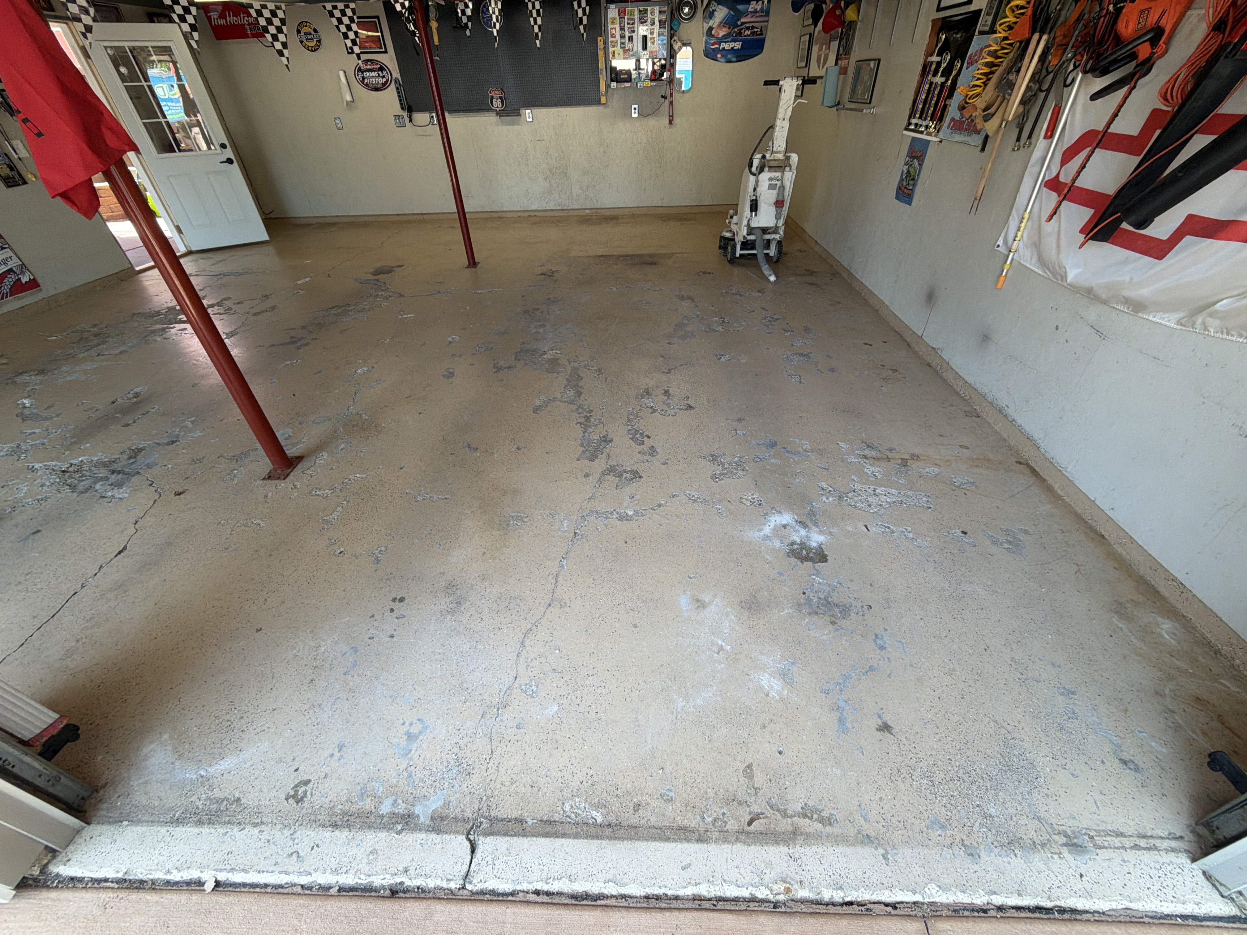 Custom Garage and Patio Coating - Photo 19