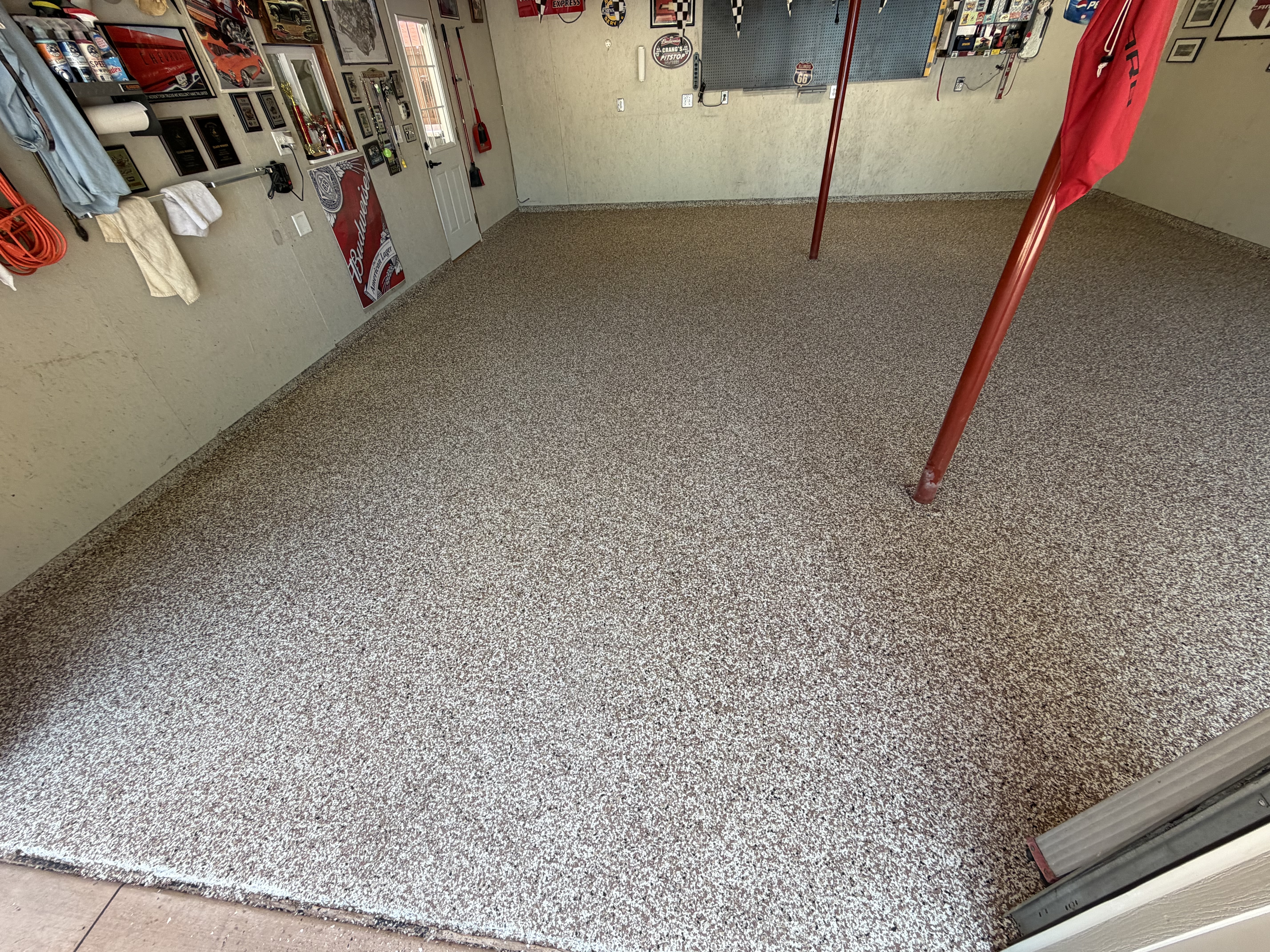 Custom Garage and Patio Coating - Photo 11