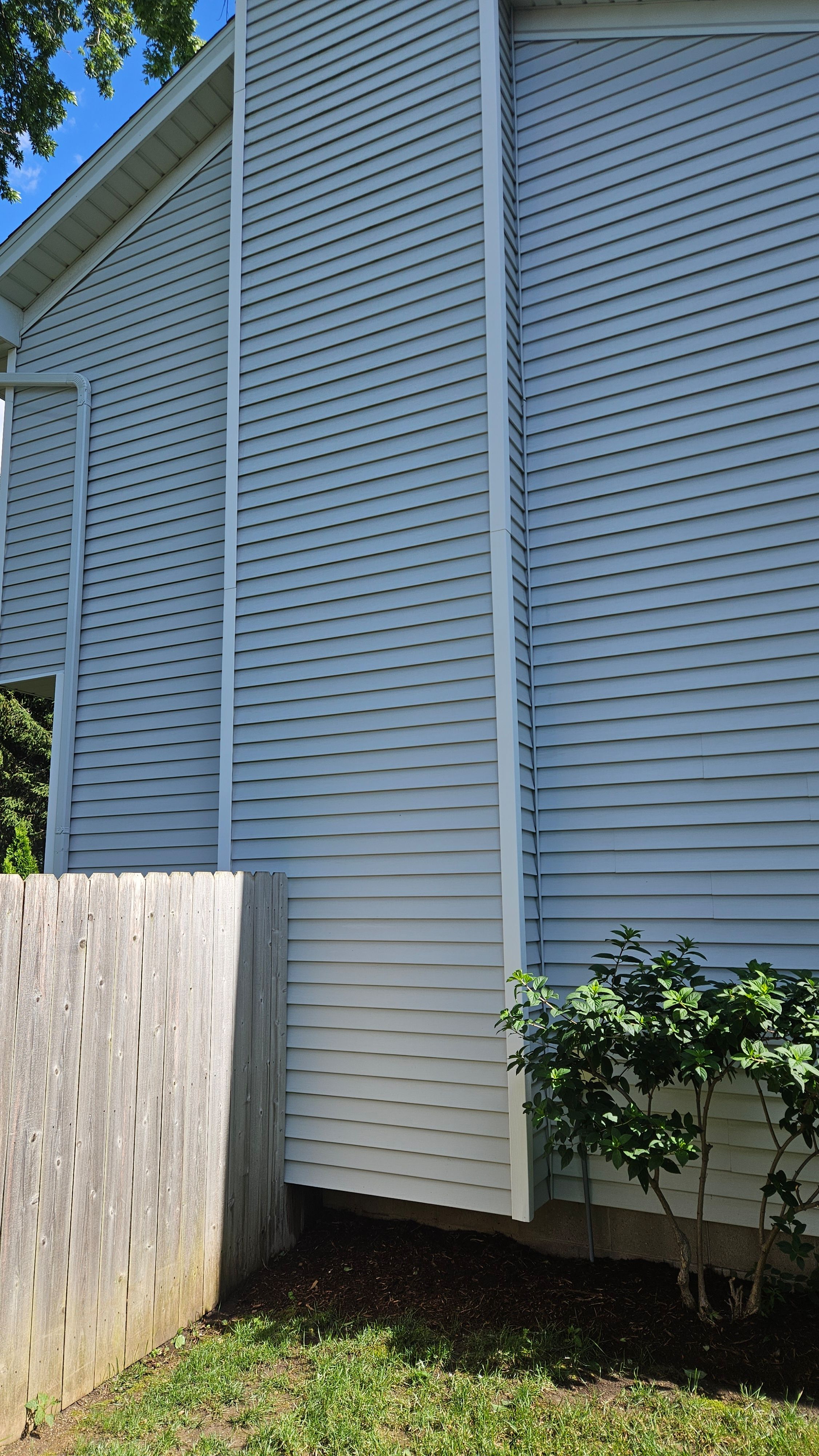 House Wash - Photo 6