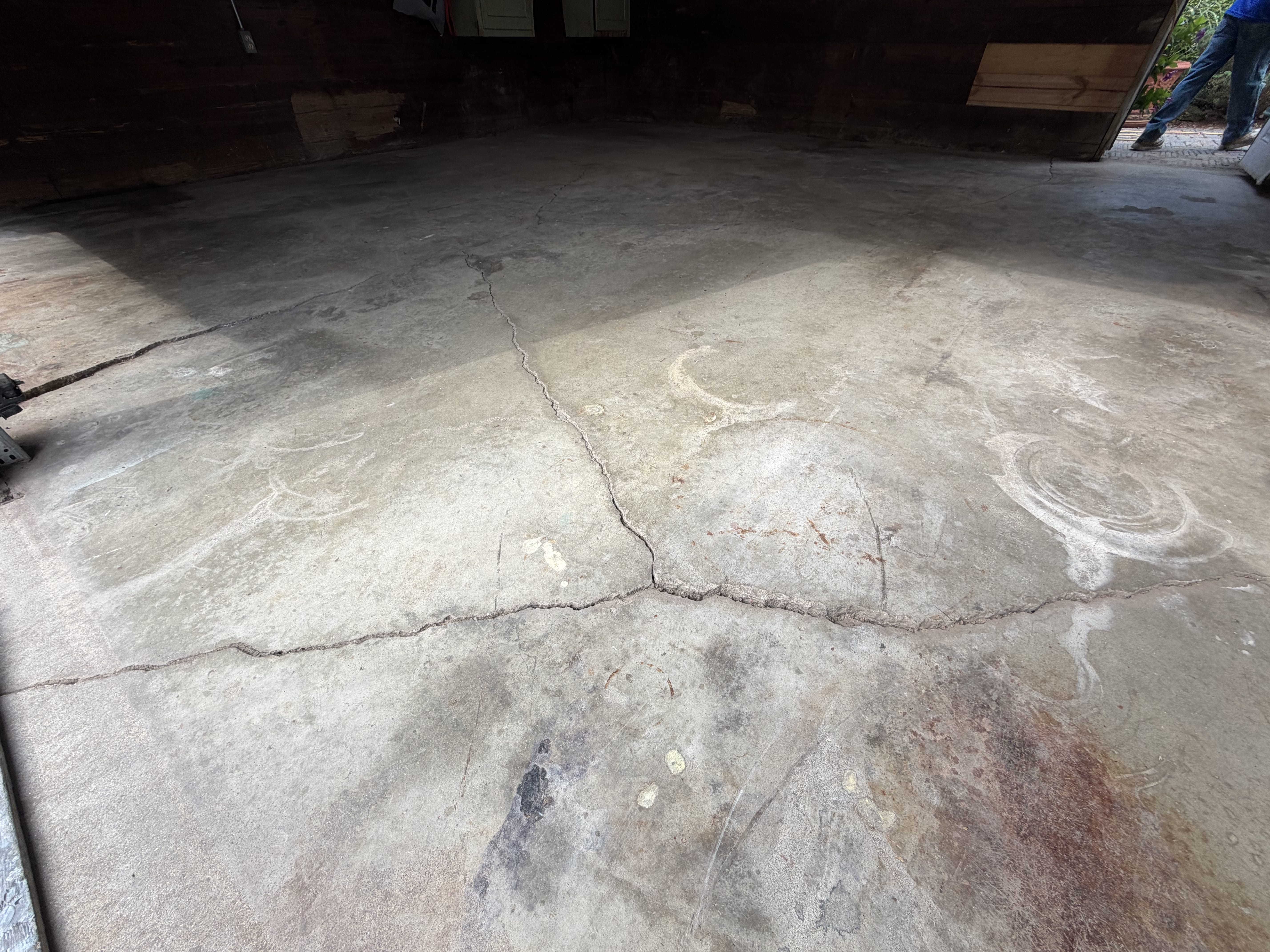 David's Orbit Garage Floor Coating - Before