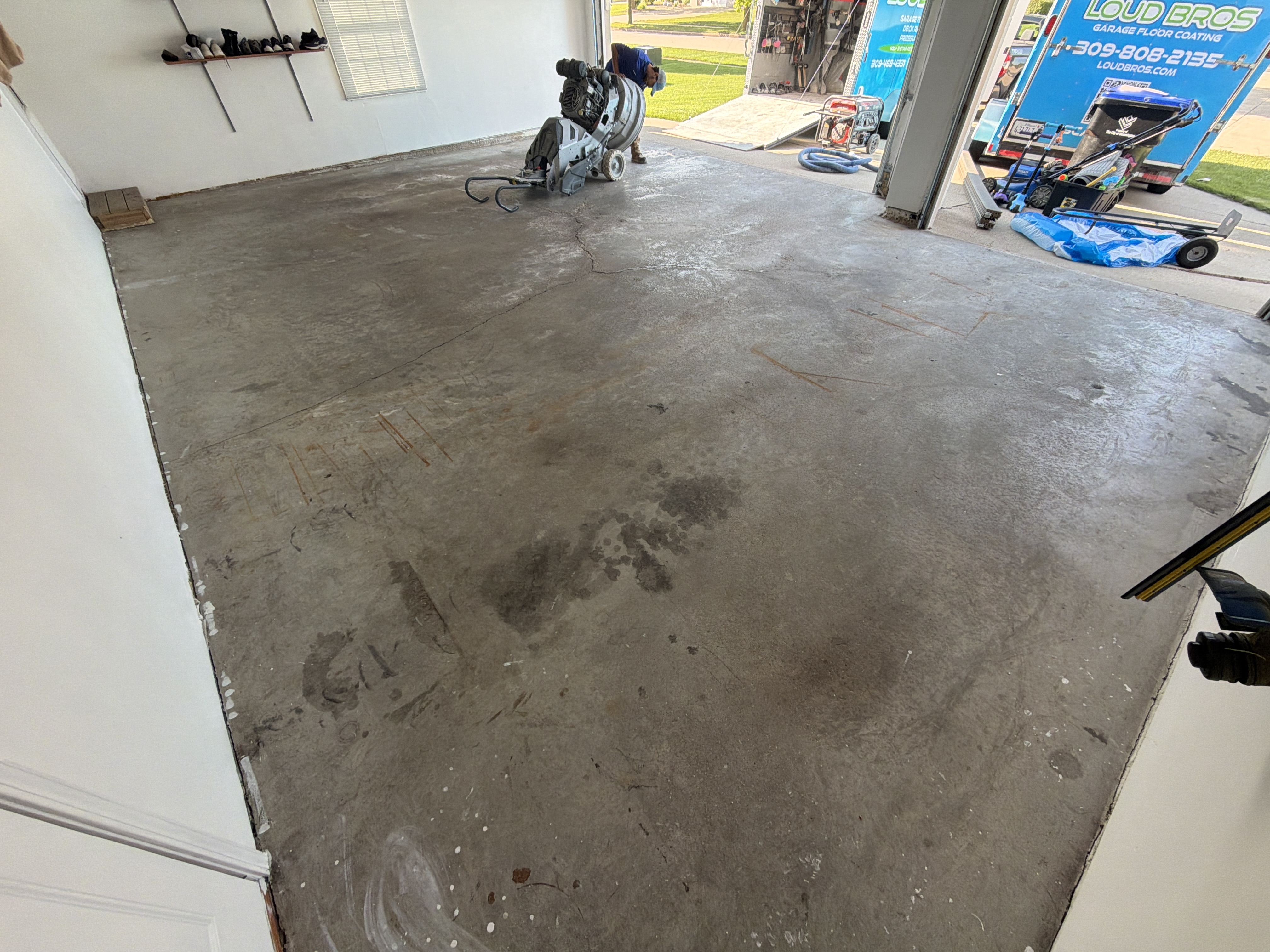 Creekbed Garage Floor Coating - Before