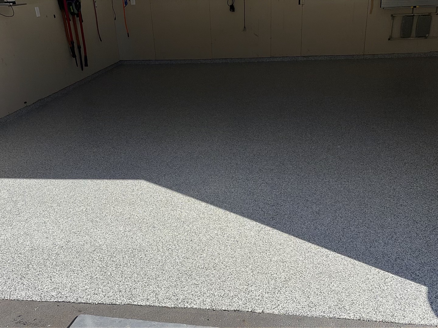 Lucas's Gravel Detailing Garage Floor Coating - After